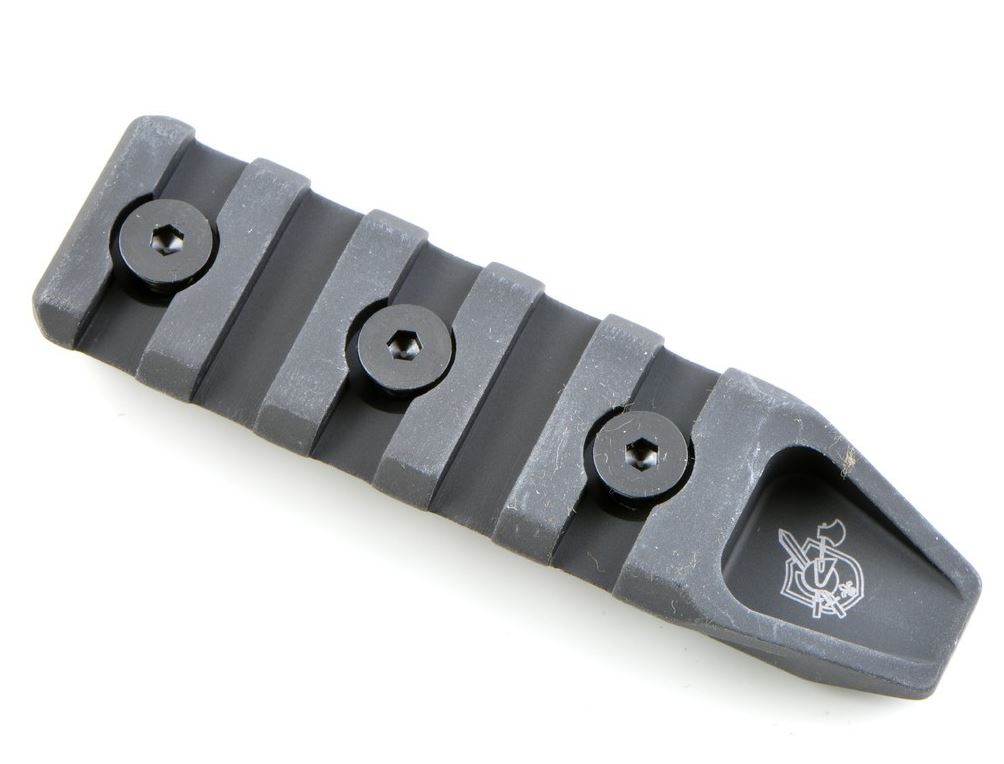 5 Slots Rail Panel - KeyMod (BK)