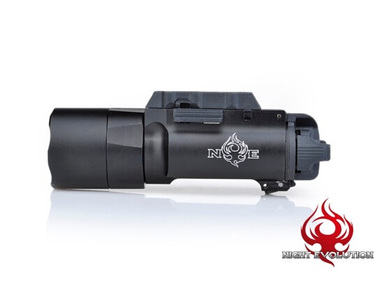 X300U LED FlashLight